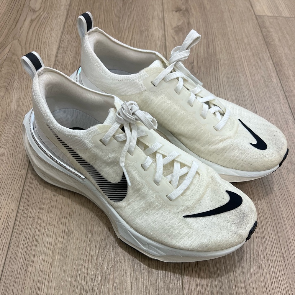 Nike ZoomX Invincible 3 W9